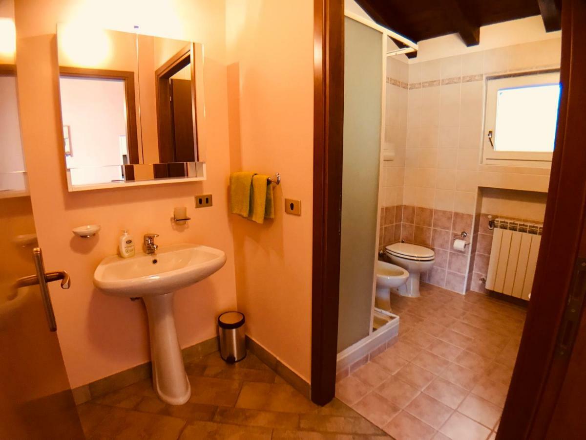 New Attic Lake View 2 Варена Екстериор снимка